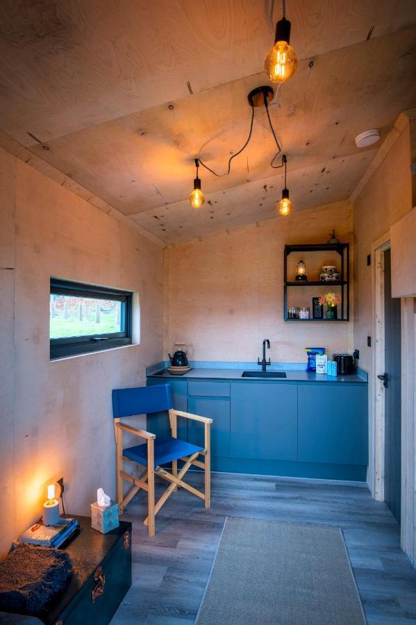 Luxury Glamping Cabin With Outdoor Bath On Cornish Flower Farm Truro Eksteriør billede