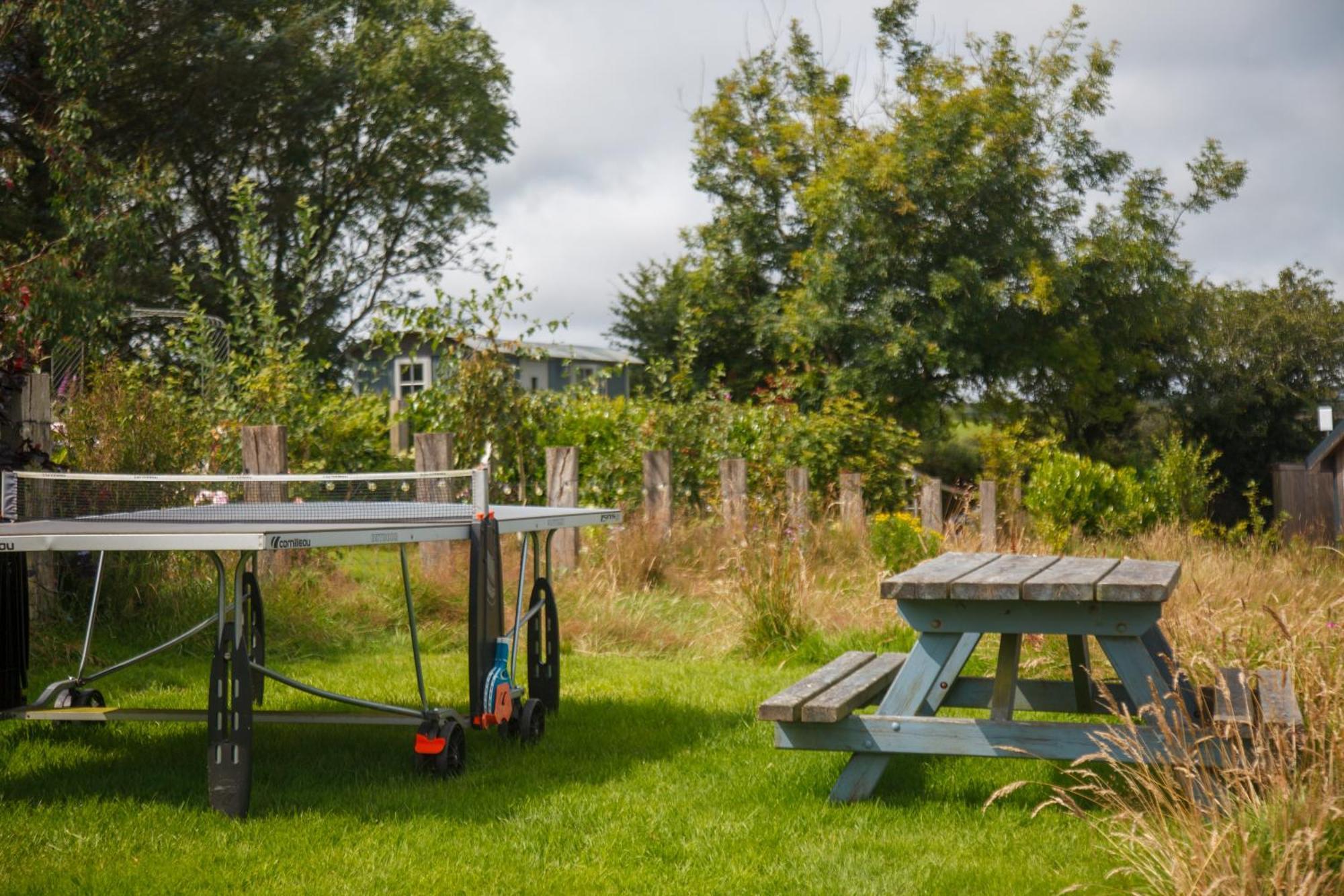 Luxury Glamping Cabin With Outdoor Bath On Cornish Flower Farm Truro Eksteriør billede